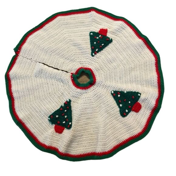 Vintage Handmade Handknit Crochet Knitted Christmas Tree Skirt 80’s Holiday